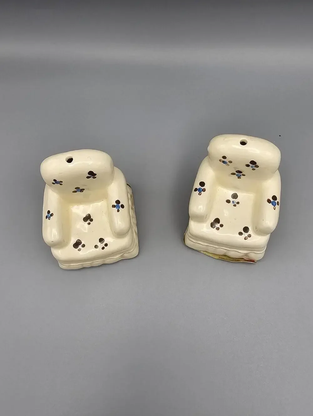 Pair of Ceramic Armchair Salt and Pepper Shakers with Floral Dot Design